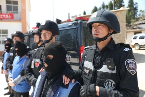 抓捕现场照片